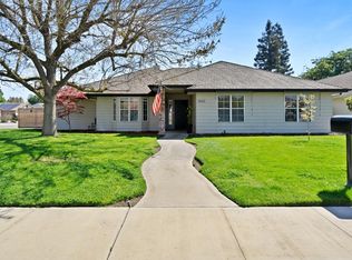2642 Sandell Ave, Kingsburg, CA 93631