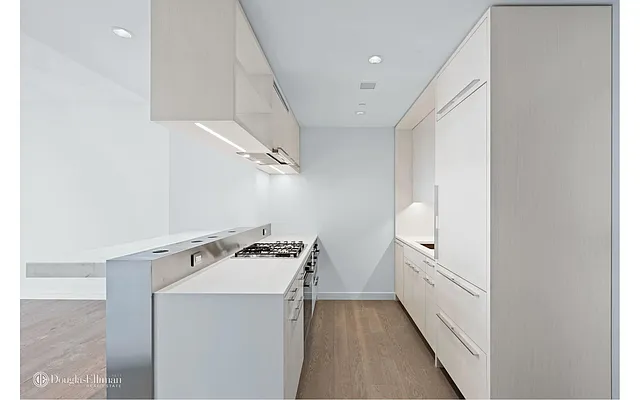 Rented by Douglas Elliman | media 25