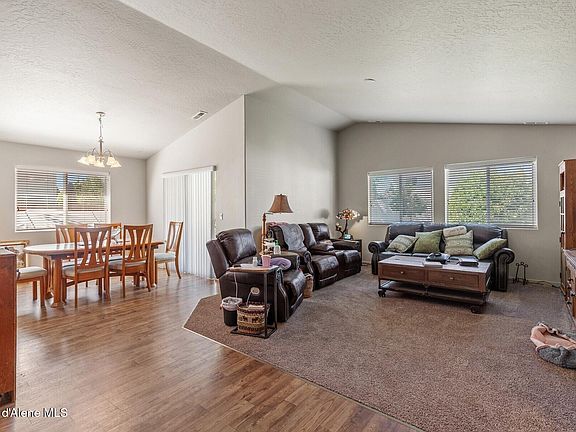 3rd image of 4647 W Magrath Dr