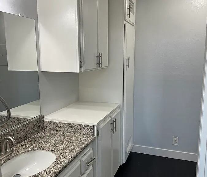 13640 Chadron Ave #6 — Photo 16