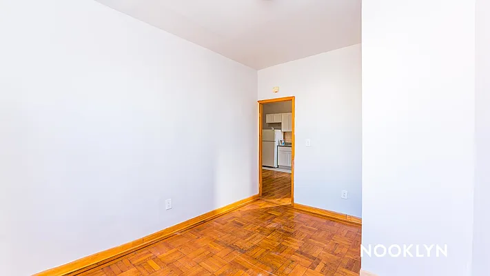 Rented by Nooklyn NYC LLC | media 17