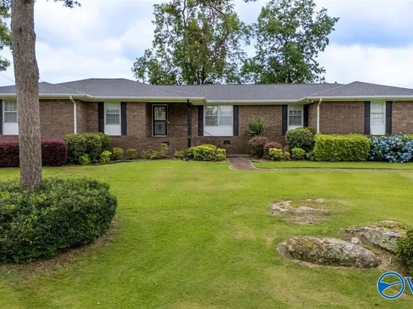 1533 Bellevue Dr, Gadsden, AL 35904