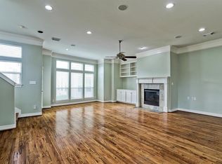 4242 Feagan St, Houston, TX 77007