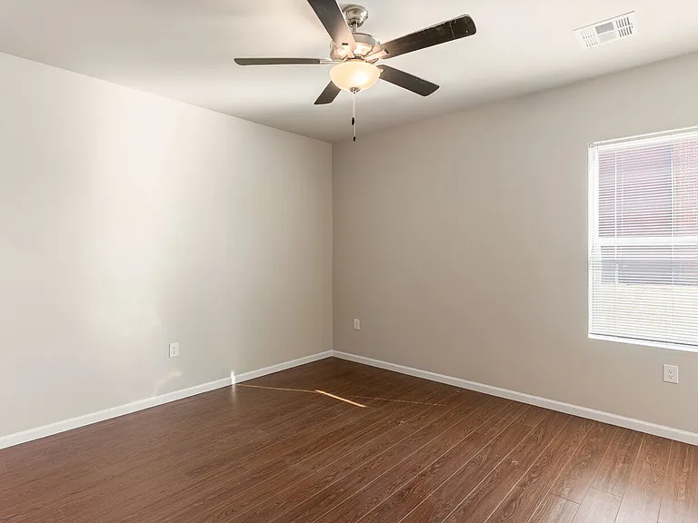 River West Apartments — Photo 51