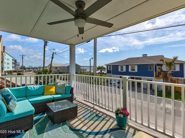 1707 Carolina Beach Avenue N Apt 1h, Carolina Beach, NC 28428