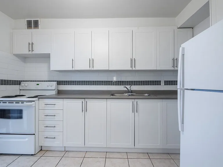 9 Roanoke Rd #7 — Photo 9