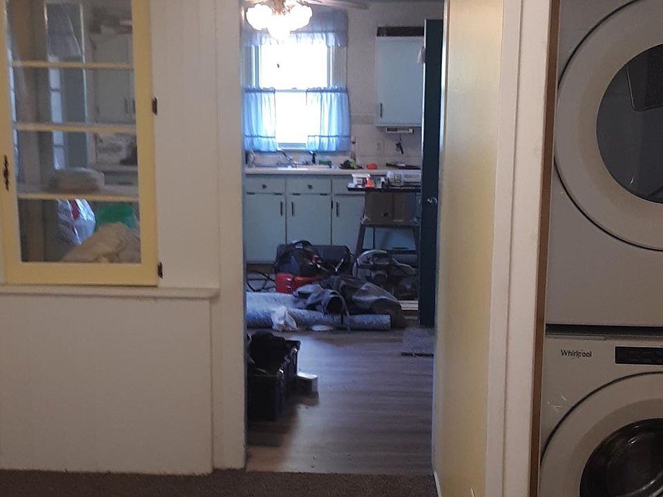 1st image of 127 N College Ave