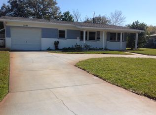 5835 Hobson St NE, Saint Petersburg, FL 33703
