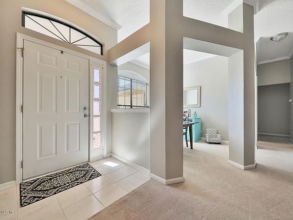 3rd image of 12467 Hatton Chase Ln E
