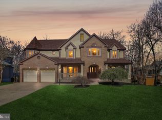 79 Rutherford Cir, Sterling, VA 20165