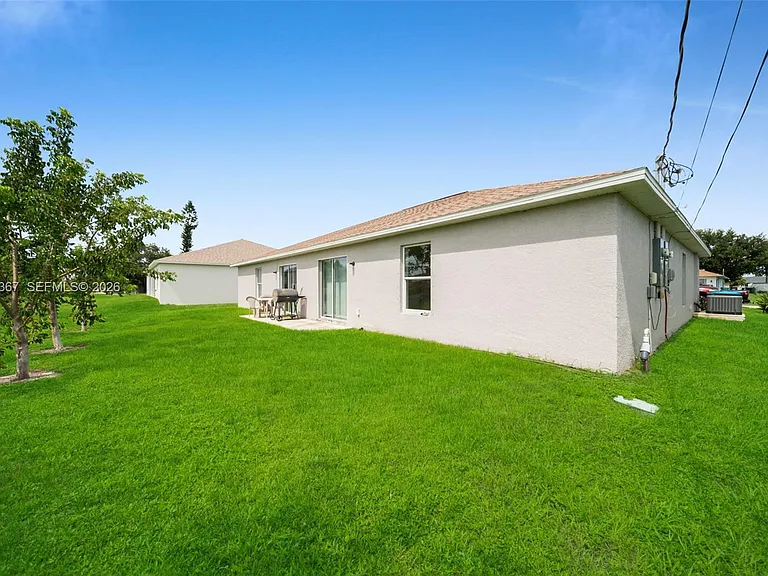 4106 SW 7th Pl — Photo 20