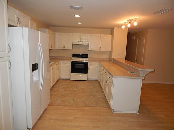 5th image of 2152 Clermont St