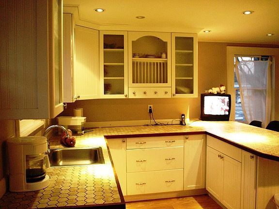 Kitchen - recently remodeled