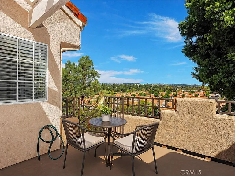24491 Mozer Dr — Photo 4