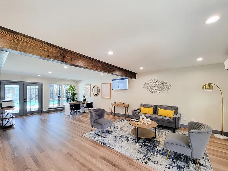 Arcata Townhomes — Photo 14