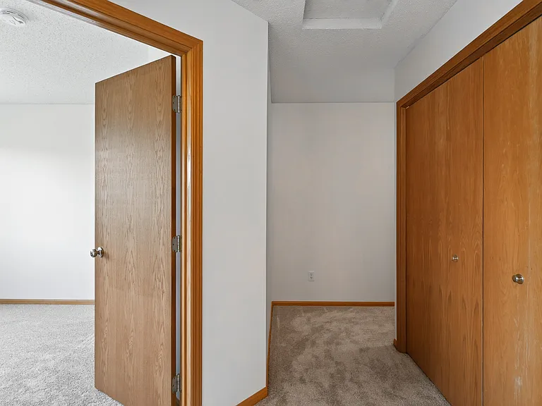 11208 Providence Ln — Photo 8