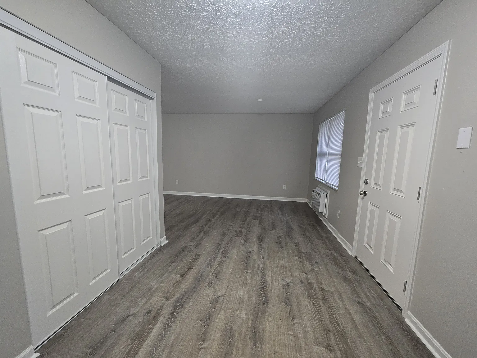 2 bed, 800 sqft, $1,025 — Photo 4