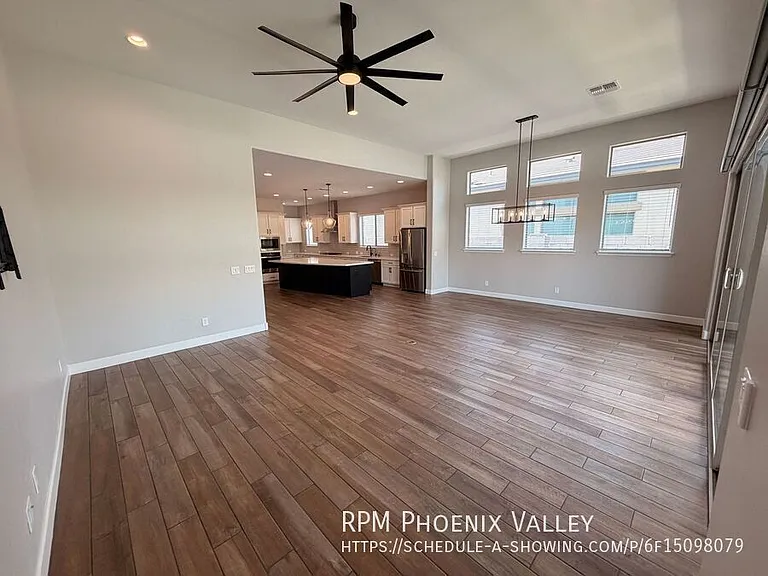 1926 W Holden Dr — Photo 18