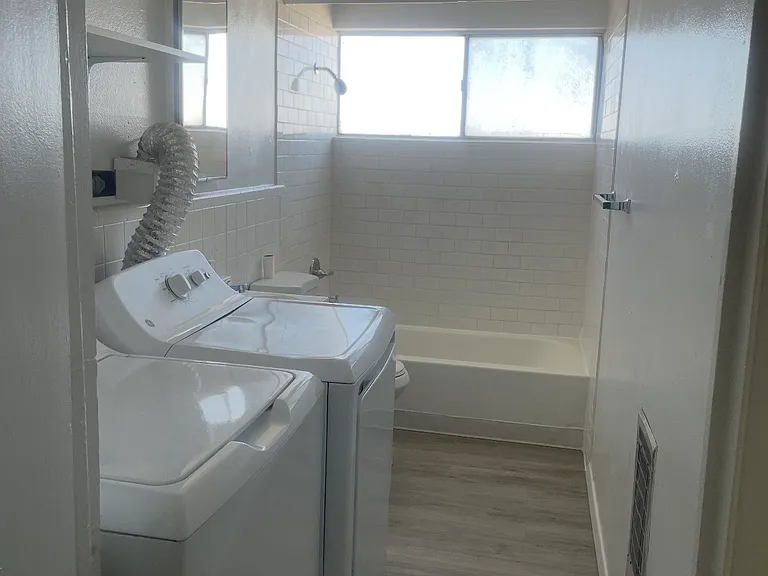 1550 Durazno St #3 — Photo 2