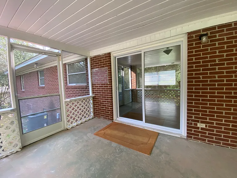 1215 Buckingham Dr — Photo 15