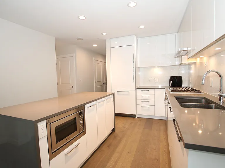3487 Binning Ln #1107 — Photo 3