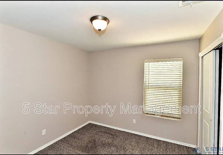 963 Aircoupe Way — Photo 33