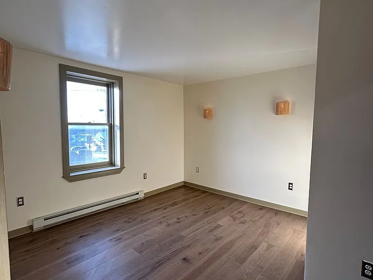 263 Main St — Photo 15
