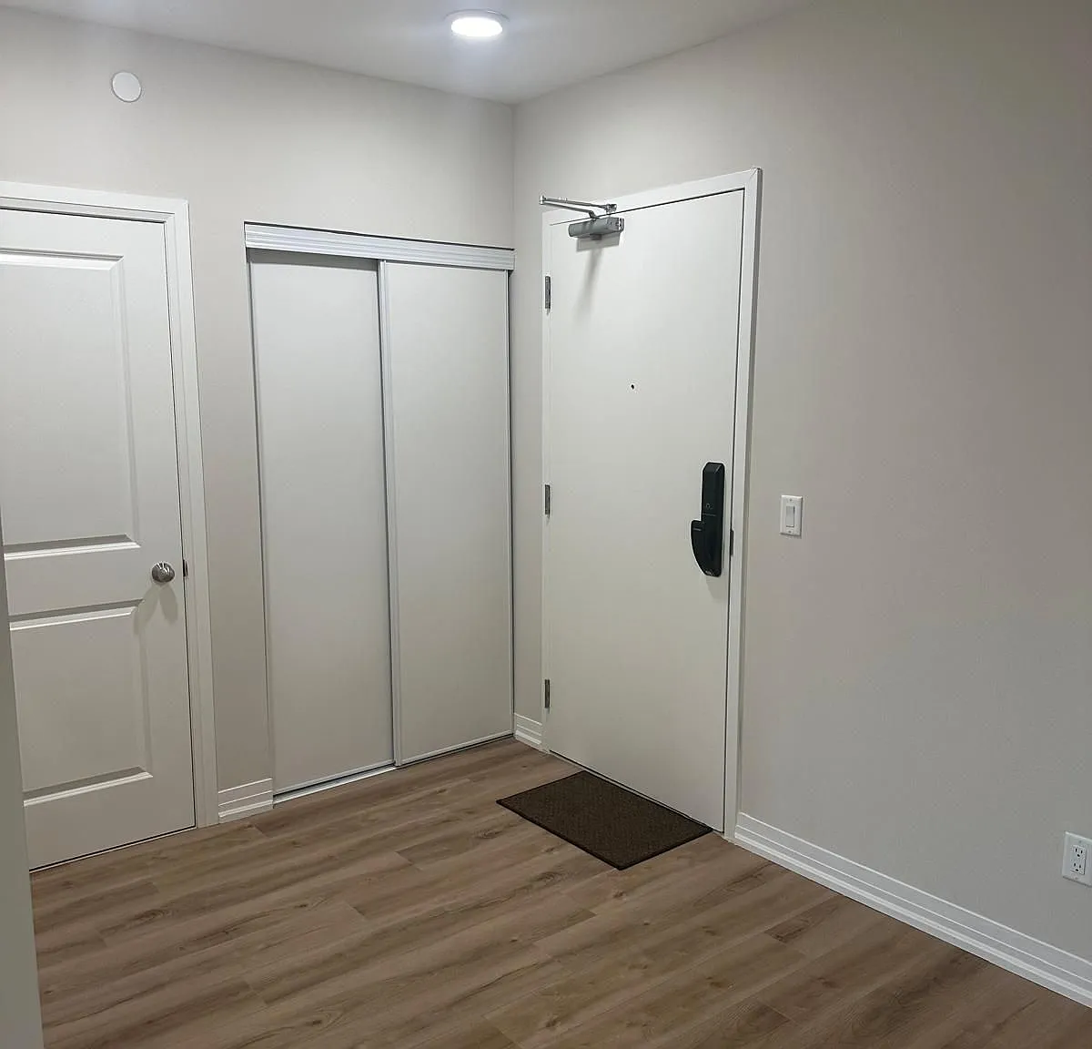 1 bed, $1,950 — Photo 2
