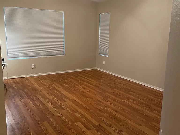 2161 Milan Way — Photo 6