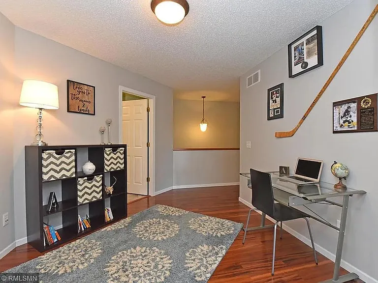 10866 Kingsfield Ln — Photo 7