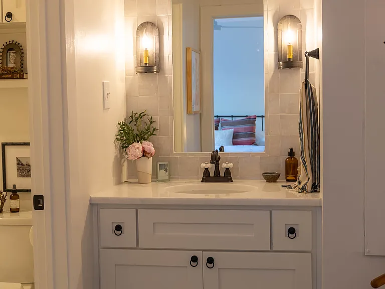 5516 Roosevelt Ave #206 — Photo 36