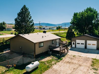 593 Big Goose Rd, Sheridan, WY, 82801