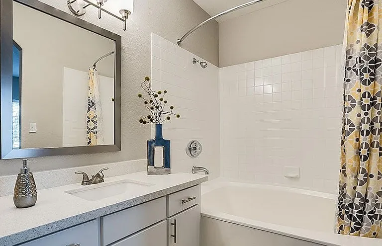 Bloom Apartment Homes — Photo 11