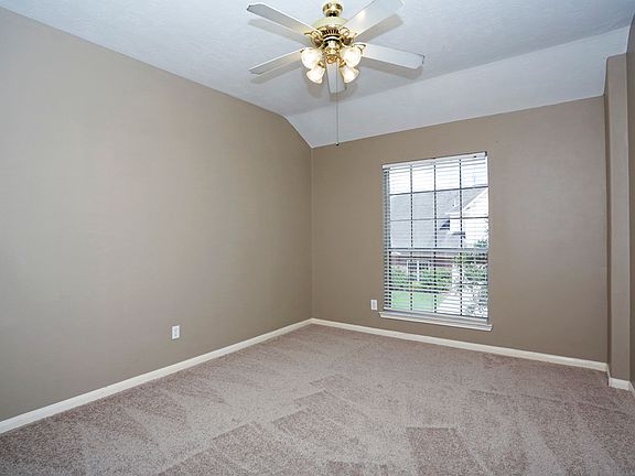 5th image of 1408 S Friendswood Dr Unit 405B