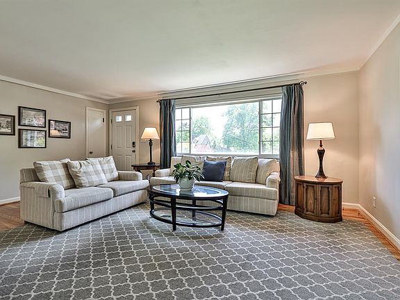 5th image of 7810 Campus Ln