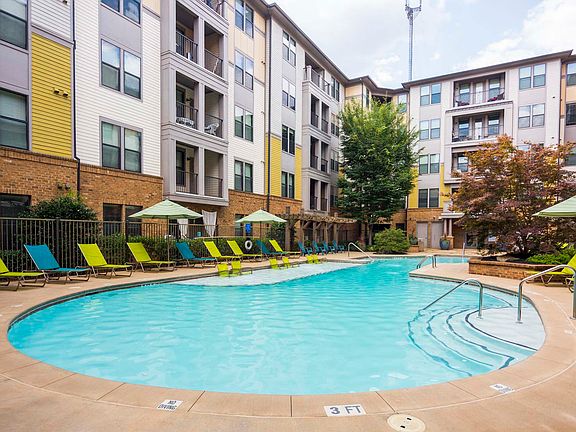 4th image of 880 Glenwood Ave SE #3362