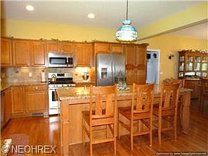 3rd image of 404 N Hambden St