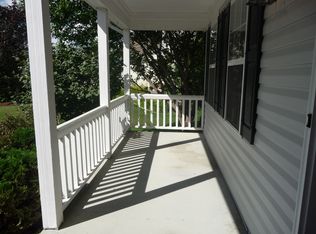 6531 Oxford Dr, Zionsville, IN 46077