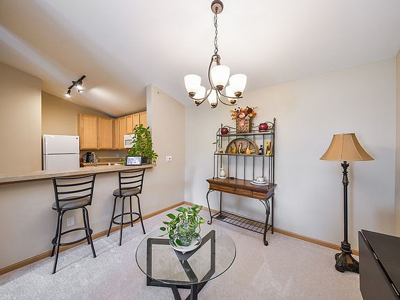 4th image of 128 Bertram Dr Unit O