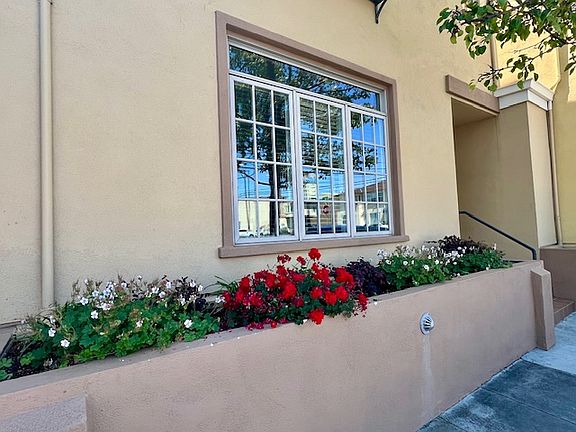 2nd image of 1705 Palm Ave APT 2