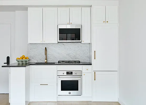 Rented by REAL New York | media 14