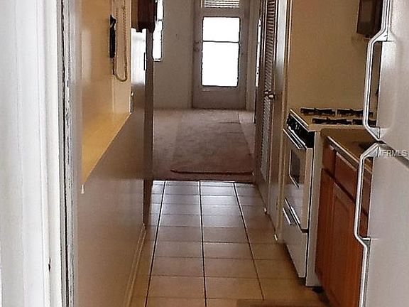 5th image of 5945 21st St N APT 12