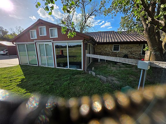 5th image of 550 Rs County Rd #3425