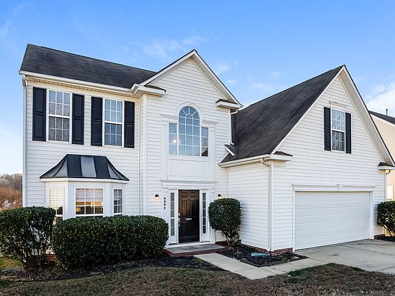 4th image of 9908 Spring Park Dr