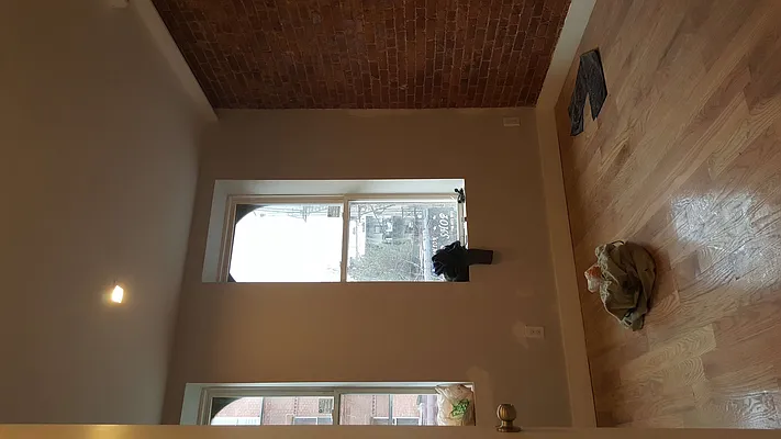 Rented by Rennit Inc. | media 32