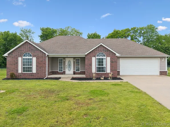 42 Winfield Dr, Inola, OK 74036