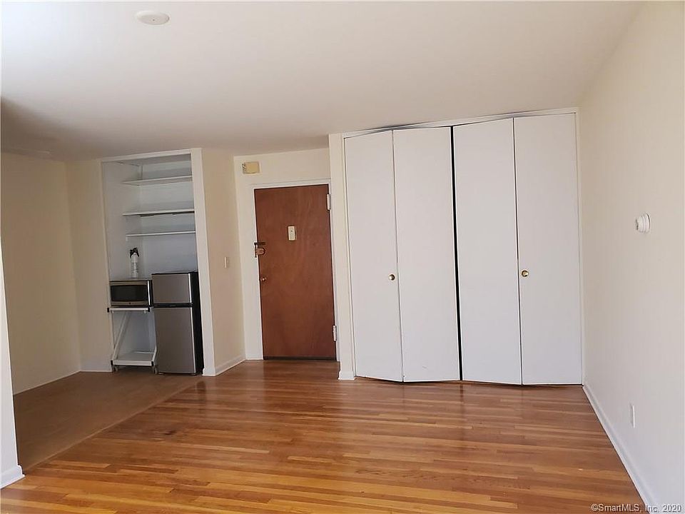2nd image of 40 Hoyt St APT A2