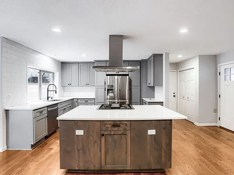 15050 SW 141st Ave — Photo 9