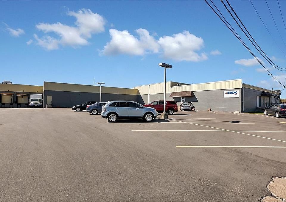 1st image of 570 1st St SE #123