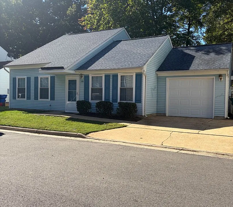159 N Hall Way
